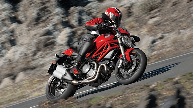 Ducati monster 747 hot sale