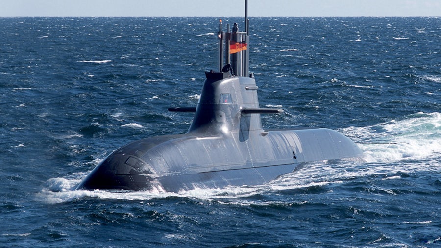 Submarine builder reduces manufacturing time and enhances quality of composite parts