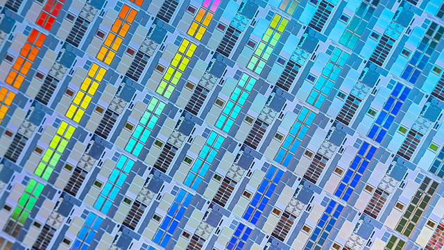 silicon wafer reflecting different colors.