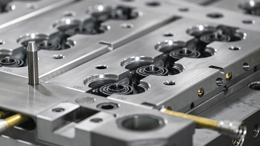 Reducing production planning time by 75 percent while optimizing use of internal resources