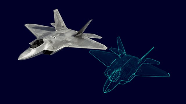 Modernes Kampfflugzeug mit digitaler Spiegelung: 3D-Modell eines silbernen Militärjets neben seiner türkisfarbenen digitalen Projektion vor schwarzem Hintergrund.
