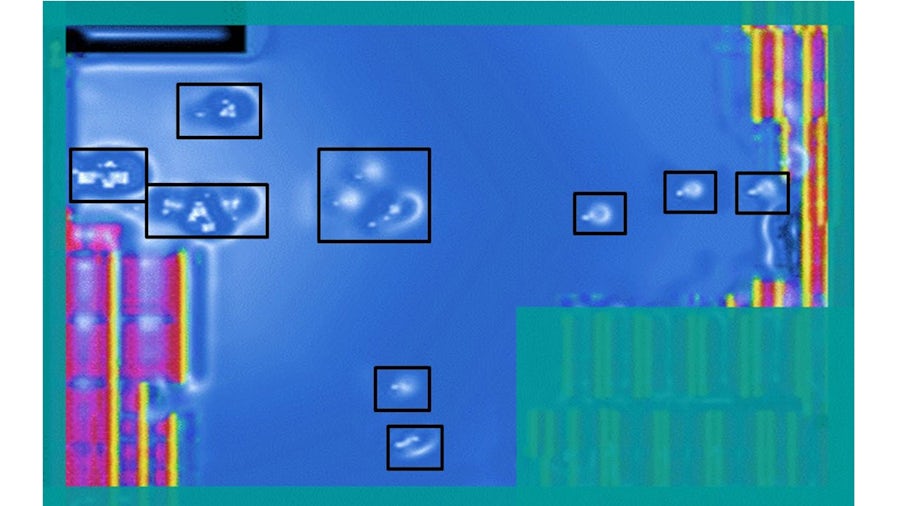 Google 5 nm 디자인 레이아웃의 개략적인 이미지입니다. "거품"은 IR 강하 핫스팟을 나타냅니다.