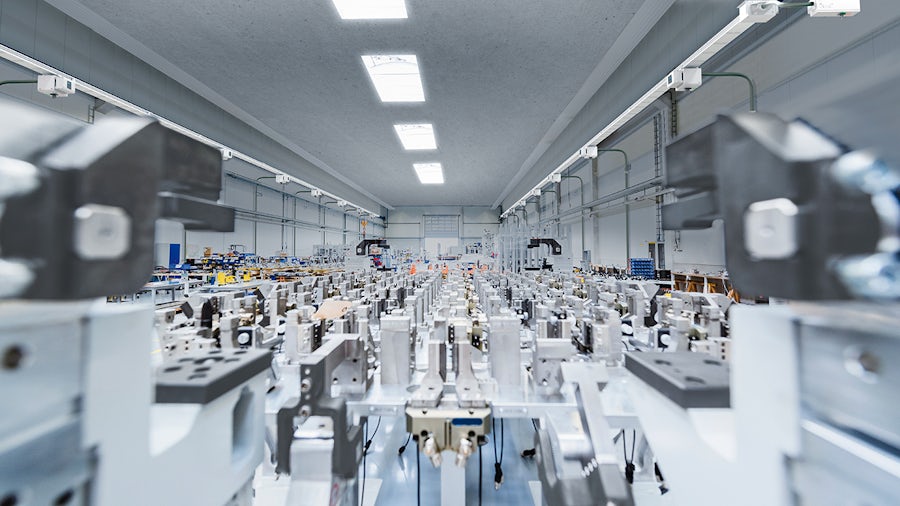 SIVACON 8PS busbar trunking systems.