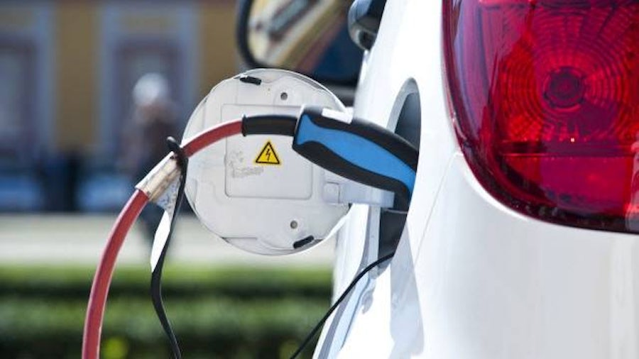 Integration von elektrischem und mechanischem CAD für Automobilzulieferer