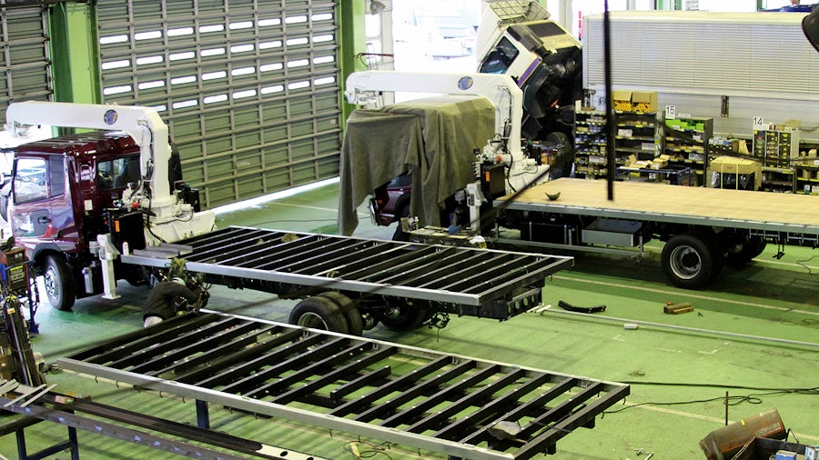 Truck manufacturer realizes dramatic improvements in vehicle development using Solid Edge and MACsheet SEG5