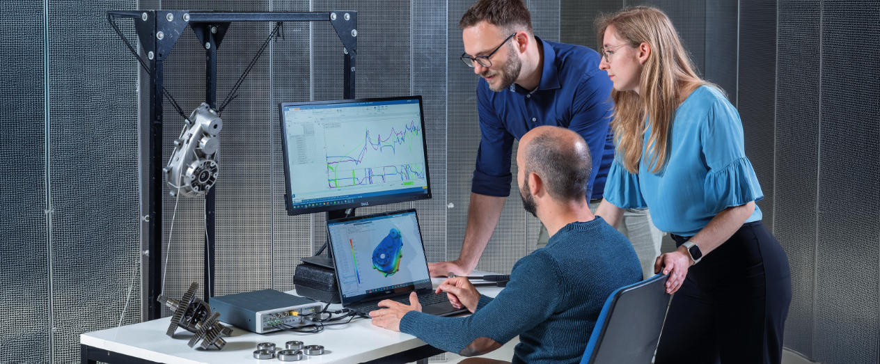Structural dynamics testing with Simceter Testlab and Simcenter SCADAS