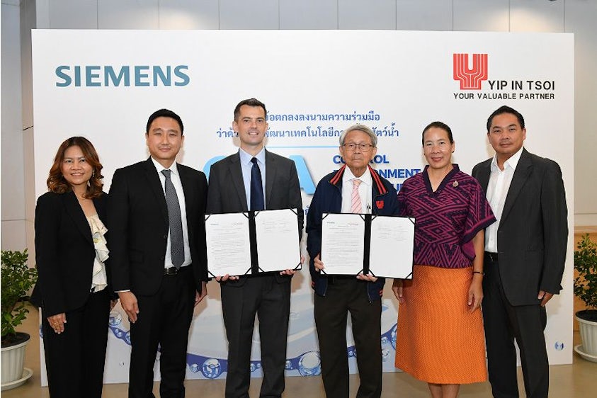 Siemens and Yip In Tsoi