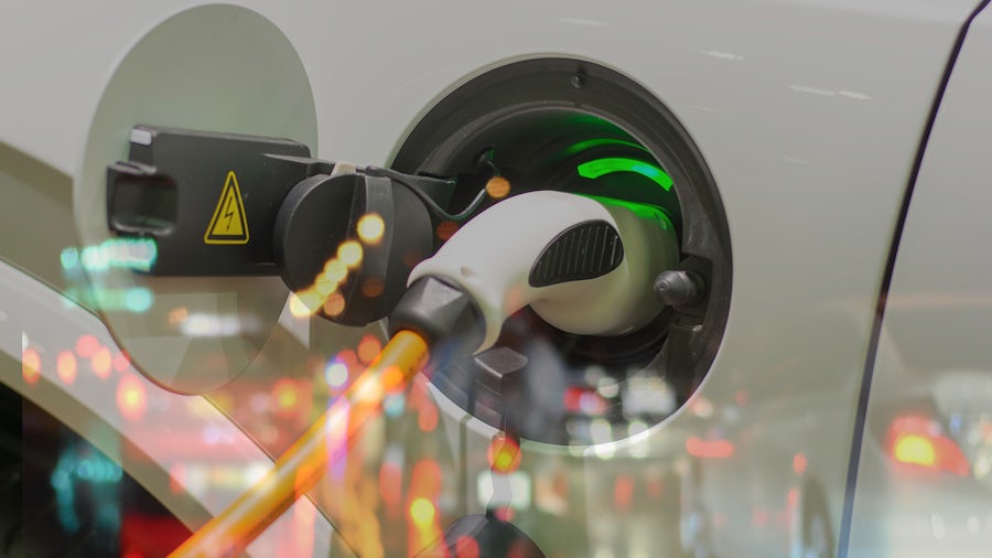 Digitales Modell der Konstruktion eines elektrischen Systems für ein Fahrzeug