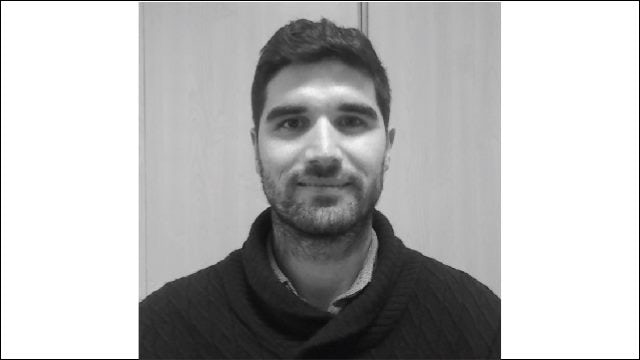 Black and white photo of Angel Gomez-Hidalgo Perez, a digital and software engineer at Navantia.