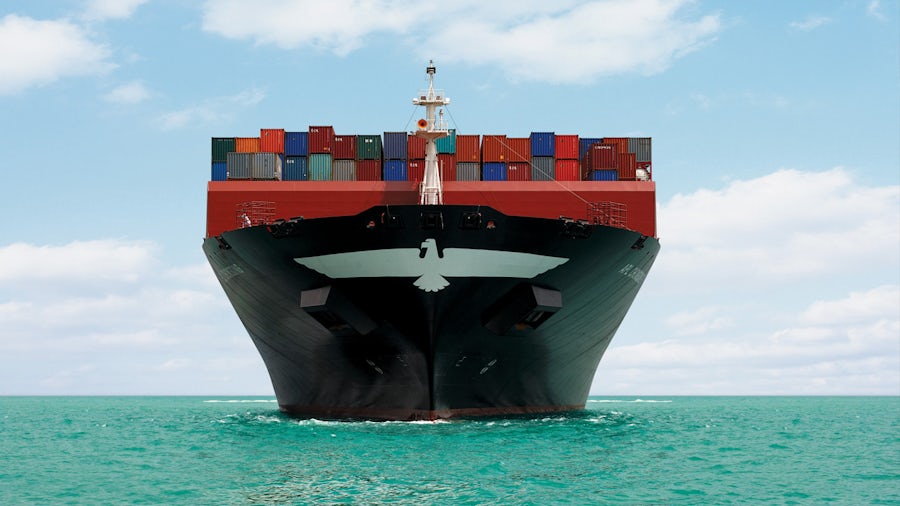 Global maritime advisory group uses Simcenter STAR-CCM+ to increase hull efficiency by 36 percent without sacrificing capacity