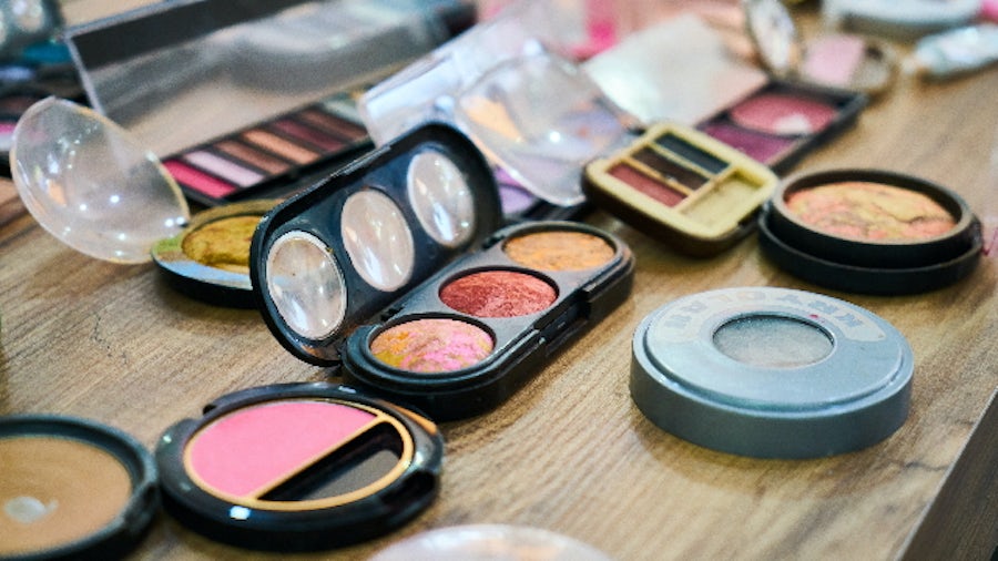 Crea prodotti cosmetici innovativi con una soluzione di progettazione per prodotti formulati