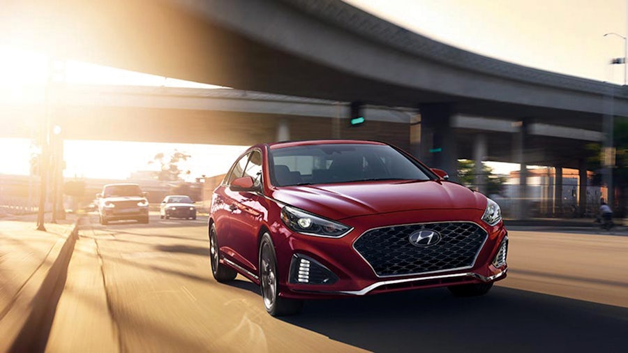 Global auto manufacturer uses Simcenter to optimize hybrid vehicle performance