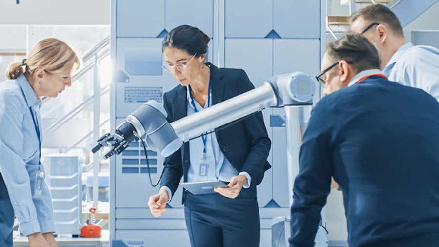 Simplifying assertion validation using UVM callbacks