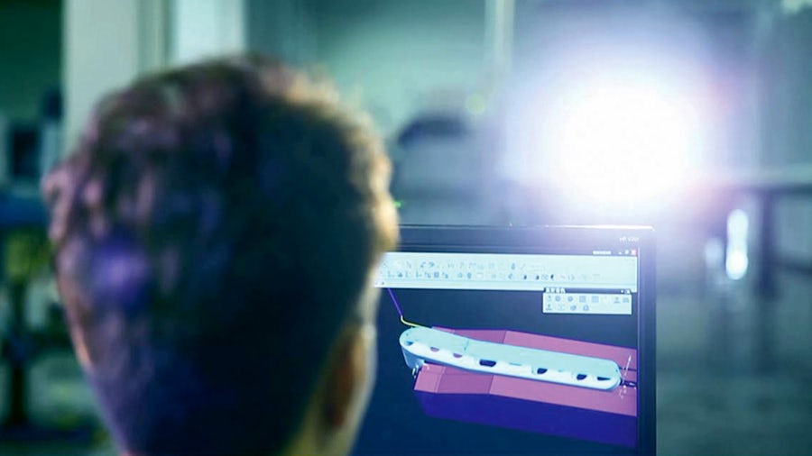 Using Solid Edge CAM Pro, medical specialist reduces time to process single customized bone plate from six hours to two