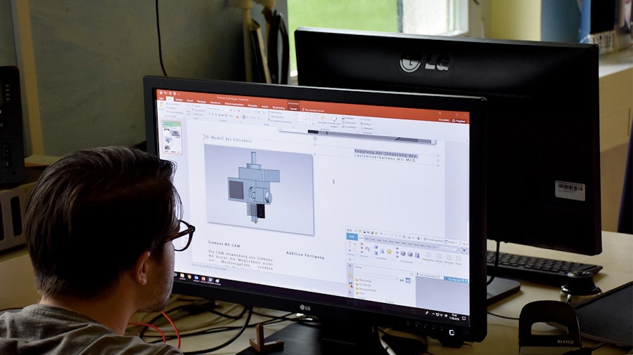 NX helps educate the next generation of manufacturers using digital twins of production processes
