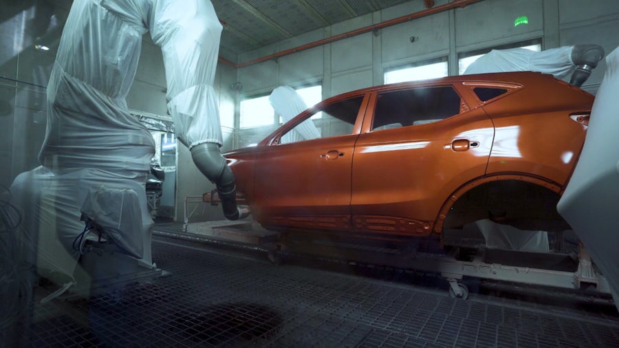 Automotive manufacturer increases throughput by 15 percent in paint shop