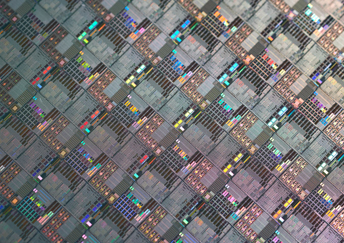 Questa’s verification run manager provides project consistency through broad automation. An intuitive web dashboard lets teams observe and analyze project results and trends, allowing dispersed project teams to improve time to coverage and time to next bug, and enhancing their ability to accurately estimate the time to completion.