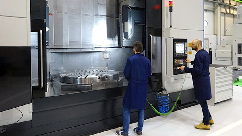 Students at the CFAA (UPV/EHU) in the machine tool unit use NX CAM to understand and generate CNC code for machine tools.