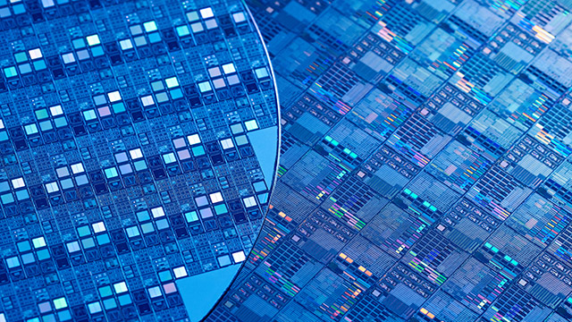 IC Silicon Wafer- blue toned