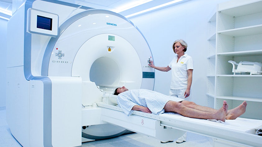 흰색 MRI 기계