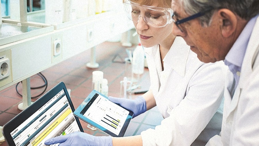 Benefit from a comprehensive development solution with Siemens Capital E/E Systems Development portfolio. Download your ebook for free!