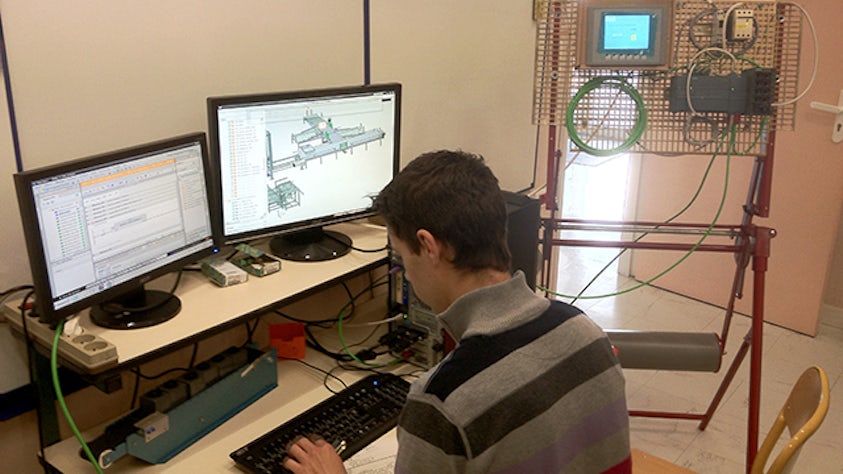 Bringing together mechanical engineers, electrical engineers and automation experts