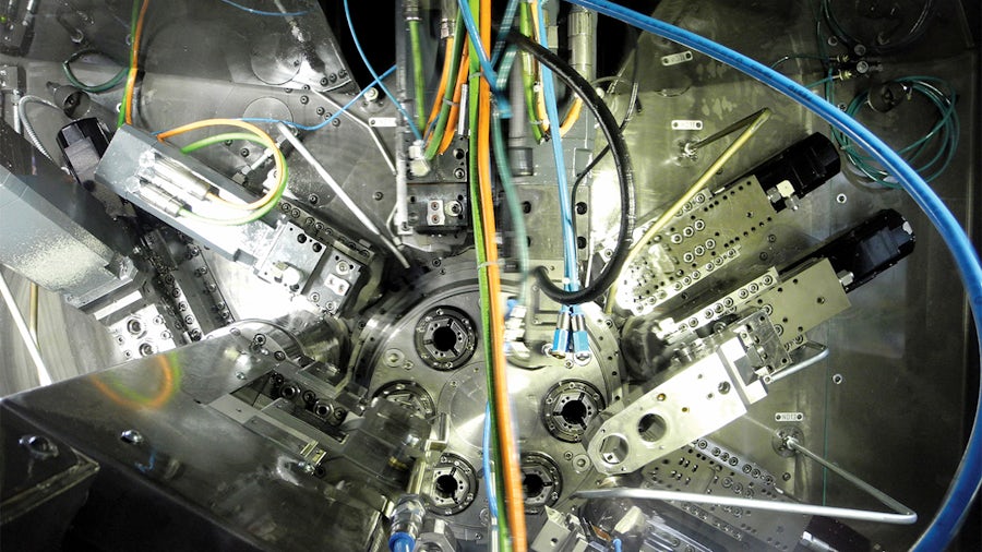A look inside a multi-spindle turning machine illustrates just how complex the synchronization of the  moving paths is. Illustration: Wendenburg.