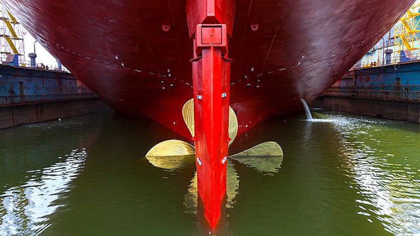 Test de vibration de torsion sur un bateau.