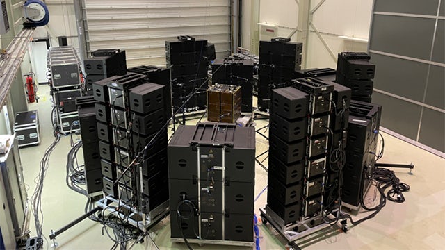 Simcenter direct field acoustic noise (DFAN) testing setup.
