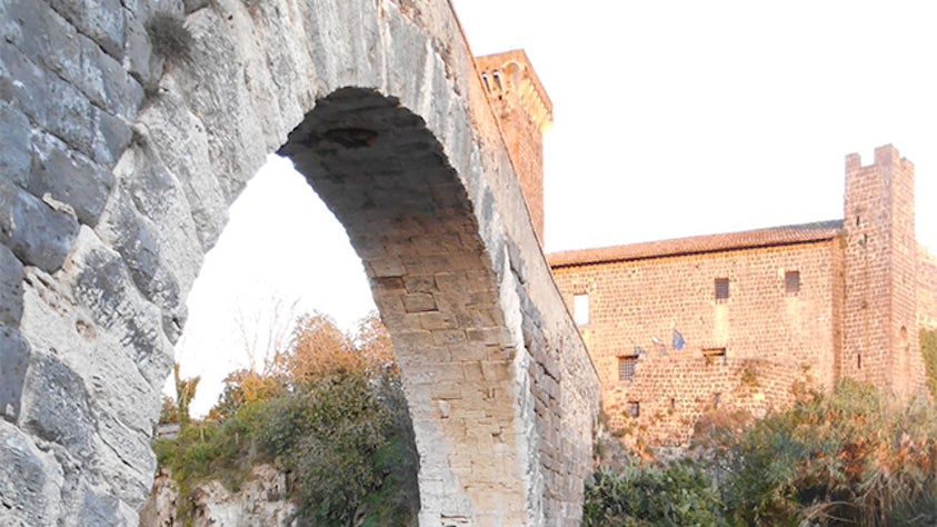Understanding the dynamics of Devil’s Bridge