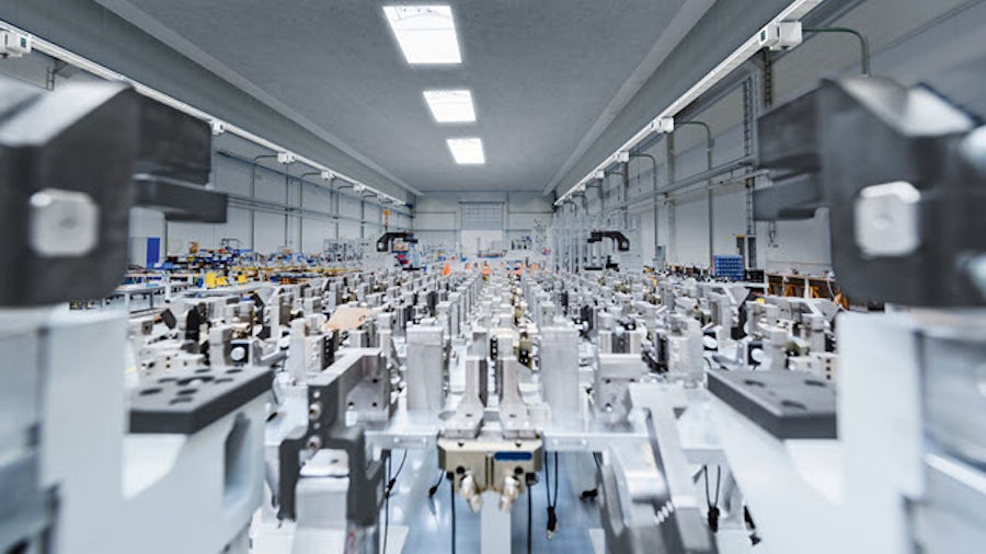 Scalable reset domain crossing (RDC) verification using hierarchical data models