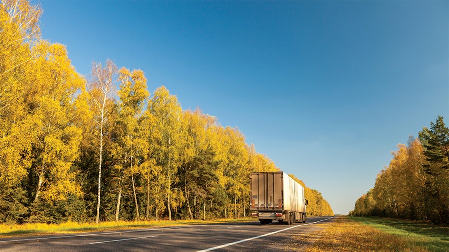 Truck manufacturer cuts time to reproduce 1.2 million kilometers of customer use with Simcenter solutions