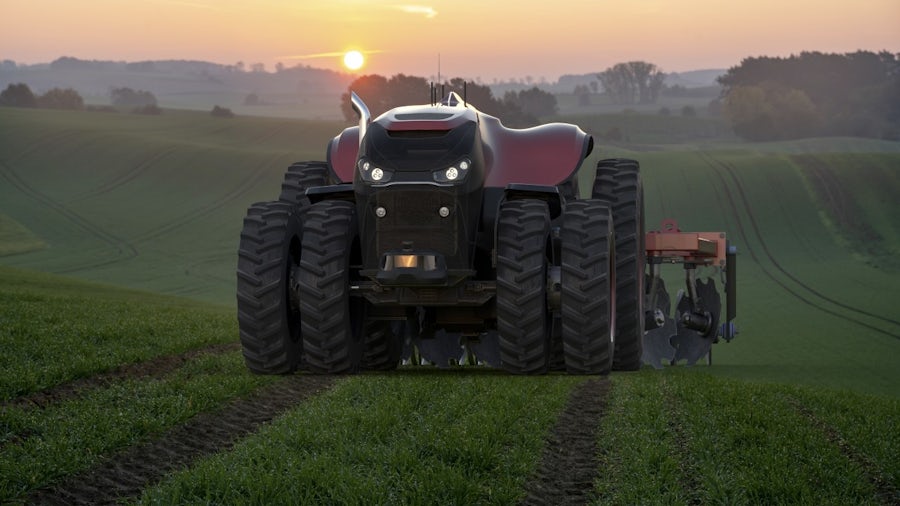 Una linea di motori di trattori in una fabbrica.