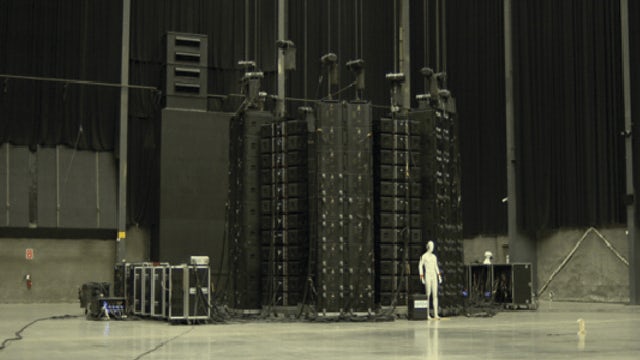 Simcenter direct field acoustic noise (DFAN) testing setup.