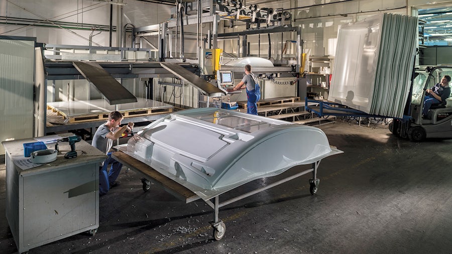 Reducing manual planning time for plastic material manufacturing