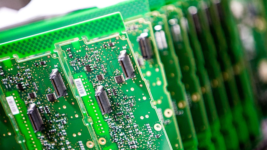 Manufacturer uses Opcenter APS suite to increase throughput, cut work in progress and reduce inventory