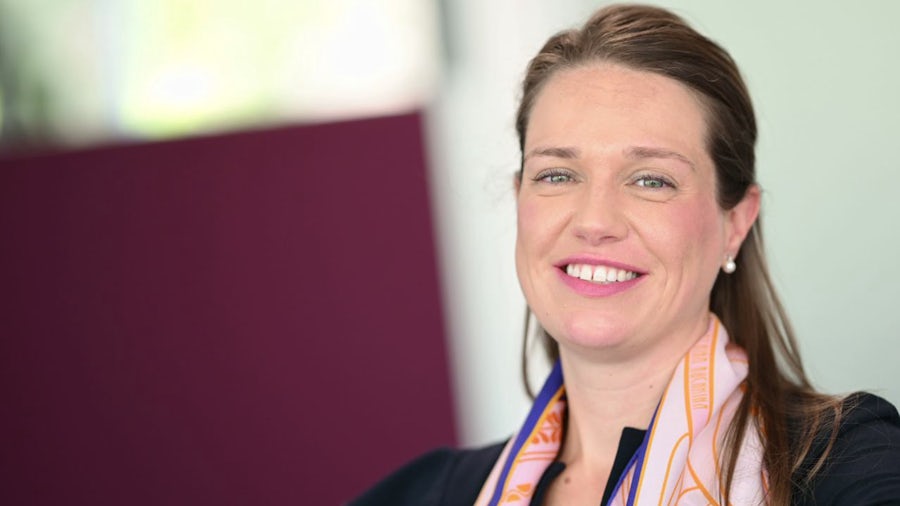 Explore customer success stories in pharma’s digital transformation, featuring insights from Rebecca Vangenechten, Head of Pharma Business at Siemens.