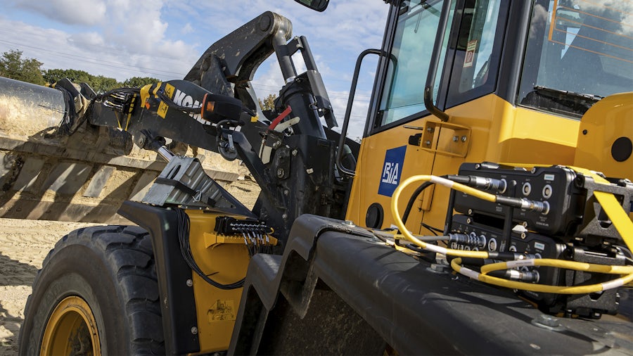 Simcenter SCADAS hardware device setup on the tractor.