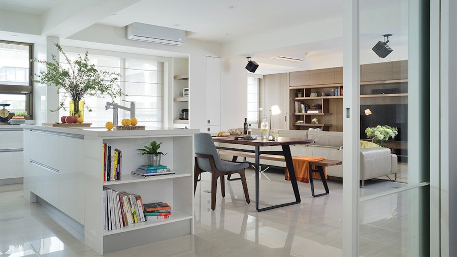 Designer lighting products specialist uses Solid Edge and Solid Edge CAM Pro to save time and enhance products