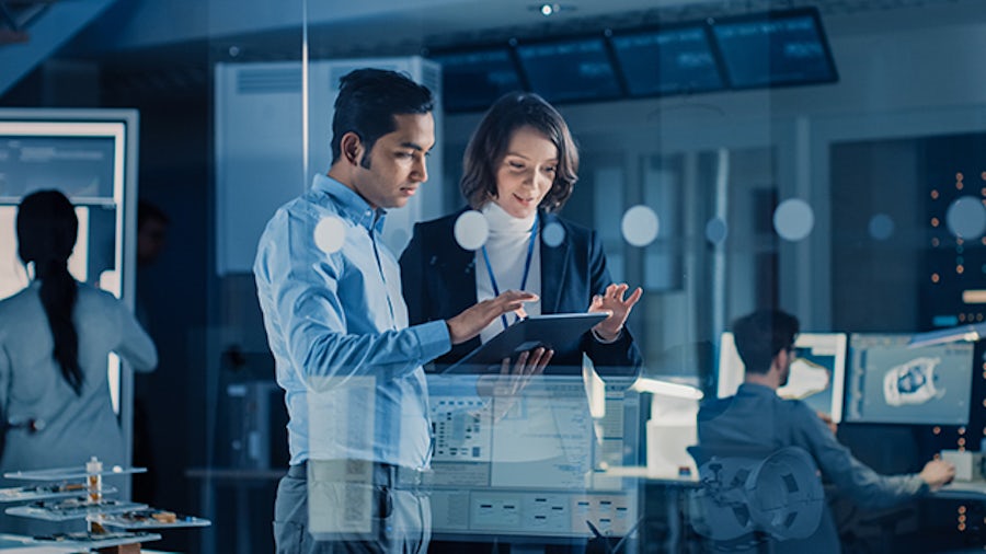 Avec une solution PLM adaptée, il devient plus facile de collaborer.