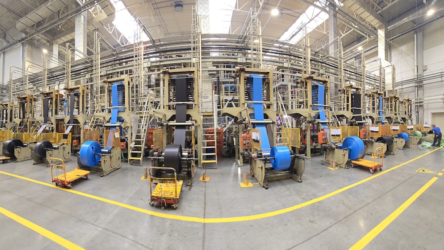 Polipak uses Opcenter Execution Process and Opcenter APS to operate more flexibly, efficiently and sustainably