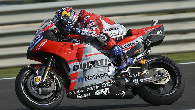 Moto sportiva Ducati.