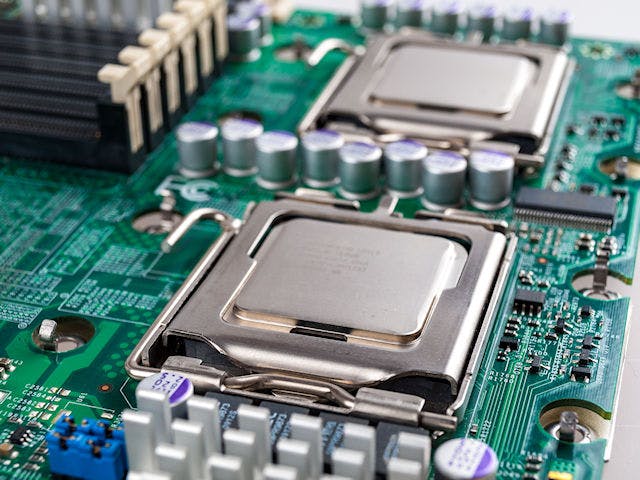 Integrated Circuit with heatsink.