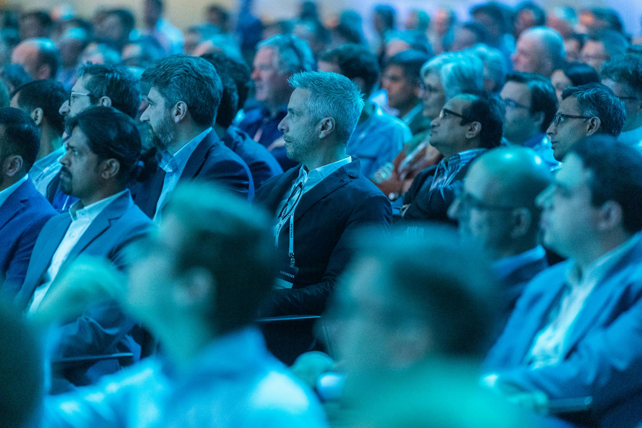 The audience is gaining insights on how Siemens solutions help solve our customers' problems at Realize LIVE Europe 2022