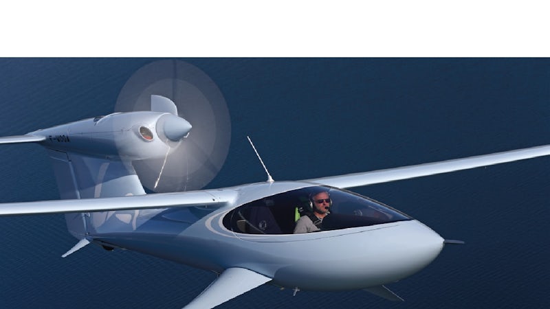 Lisa Airplanes chooses Simcenter Femap and Simcenter Nastran to certify its new two-seater plane, the Akoya